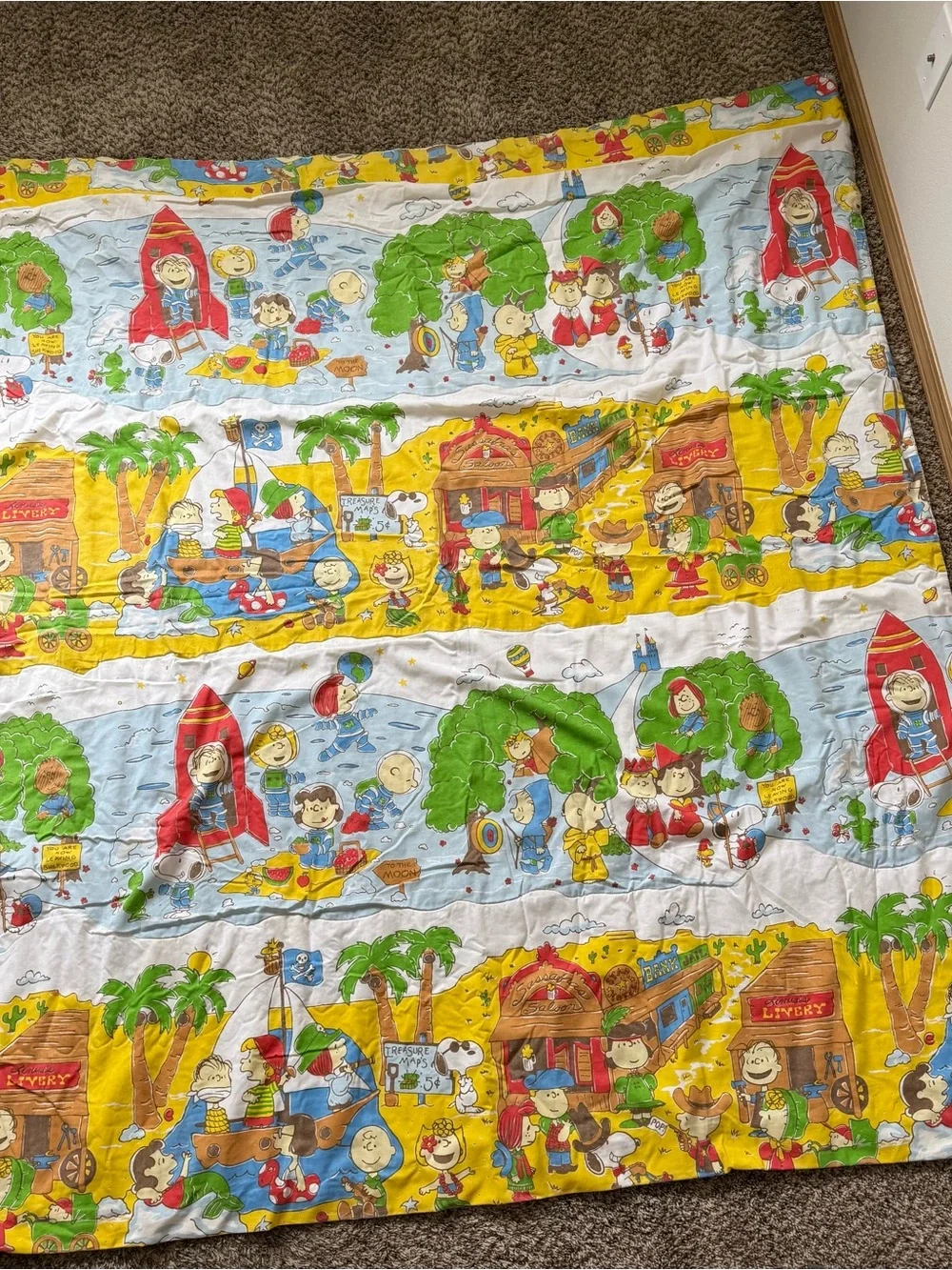 Vintage 1970s Peanuts Snoopy Charlie Brown Twin Comforter